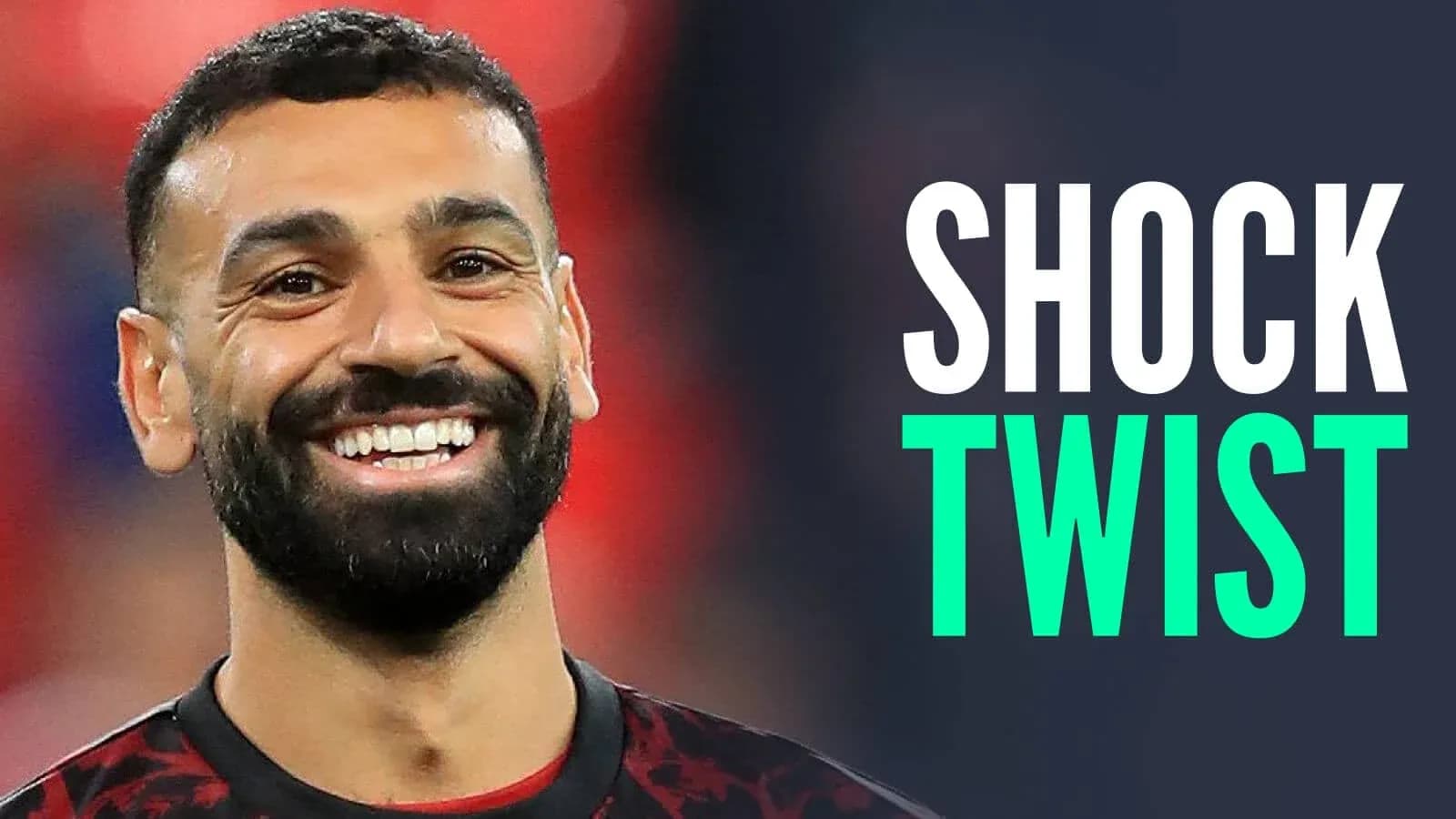 Jugador sonriendo durante un evento deportivo