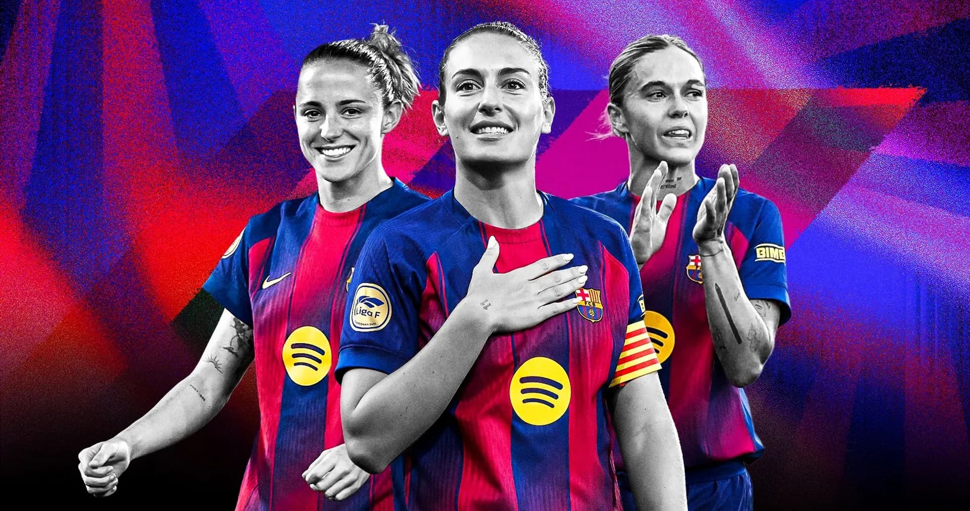 Tres jugadoras del FC Barcelona en uniforme de equipo