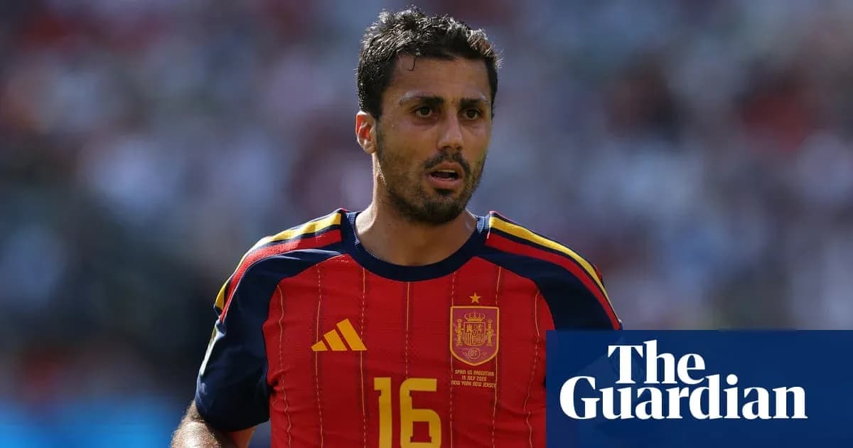 Jugador de España en uniforme durante un partido
