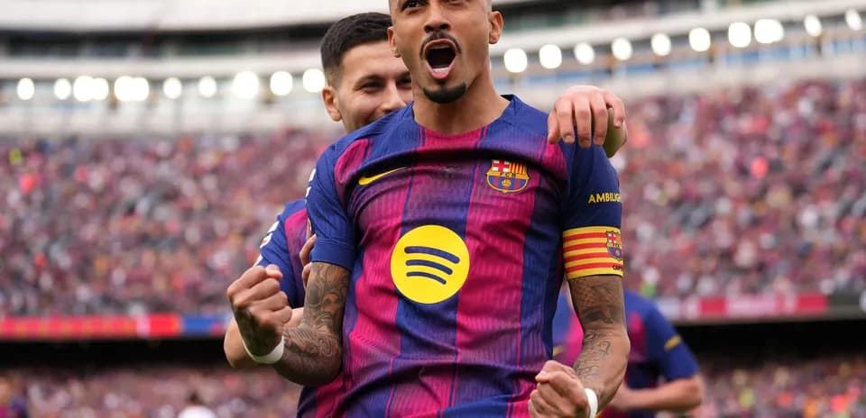 Celebración de un jugador del Barcelona en el estadio