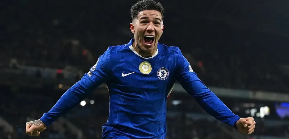 Jugador de Chelsea celebrando un gol