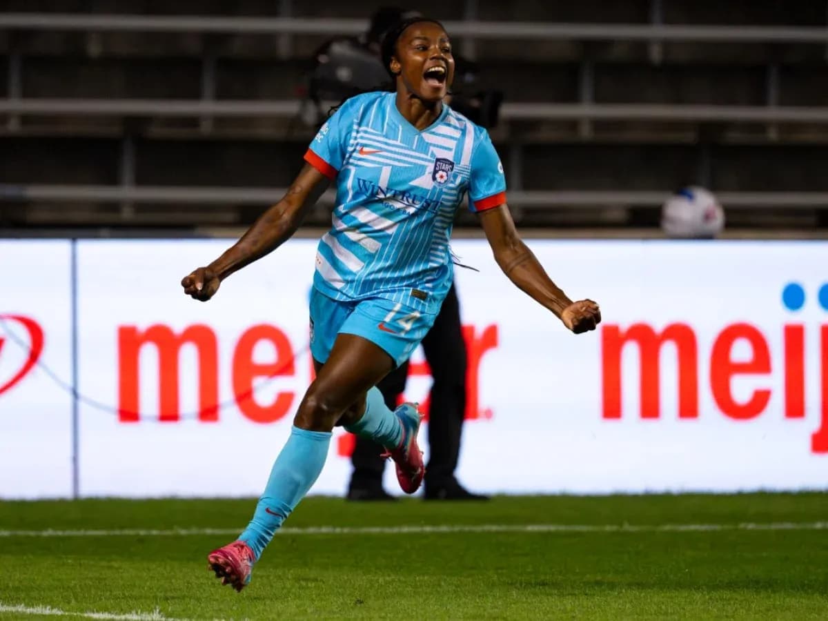 Jugadora del Chicago Red Stars celebrando un gol
