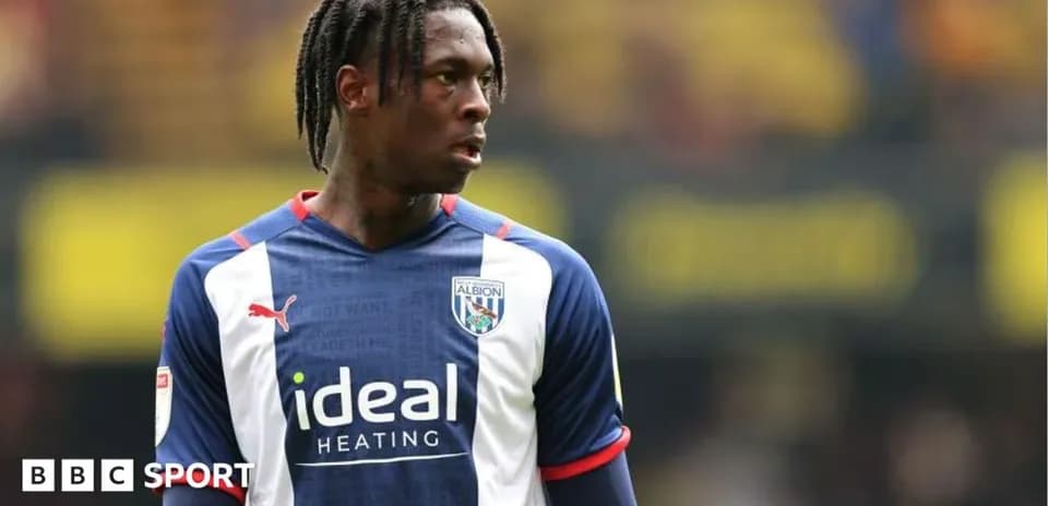 Jugador de West Bromwich Albion en acción durante el partido