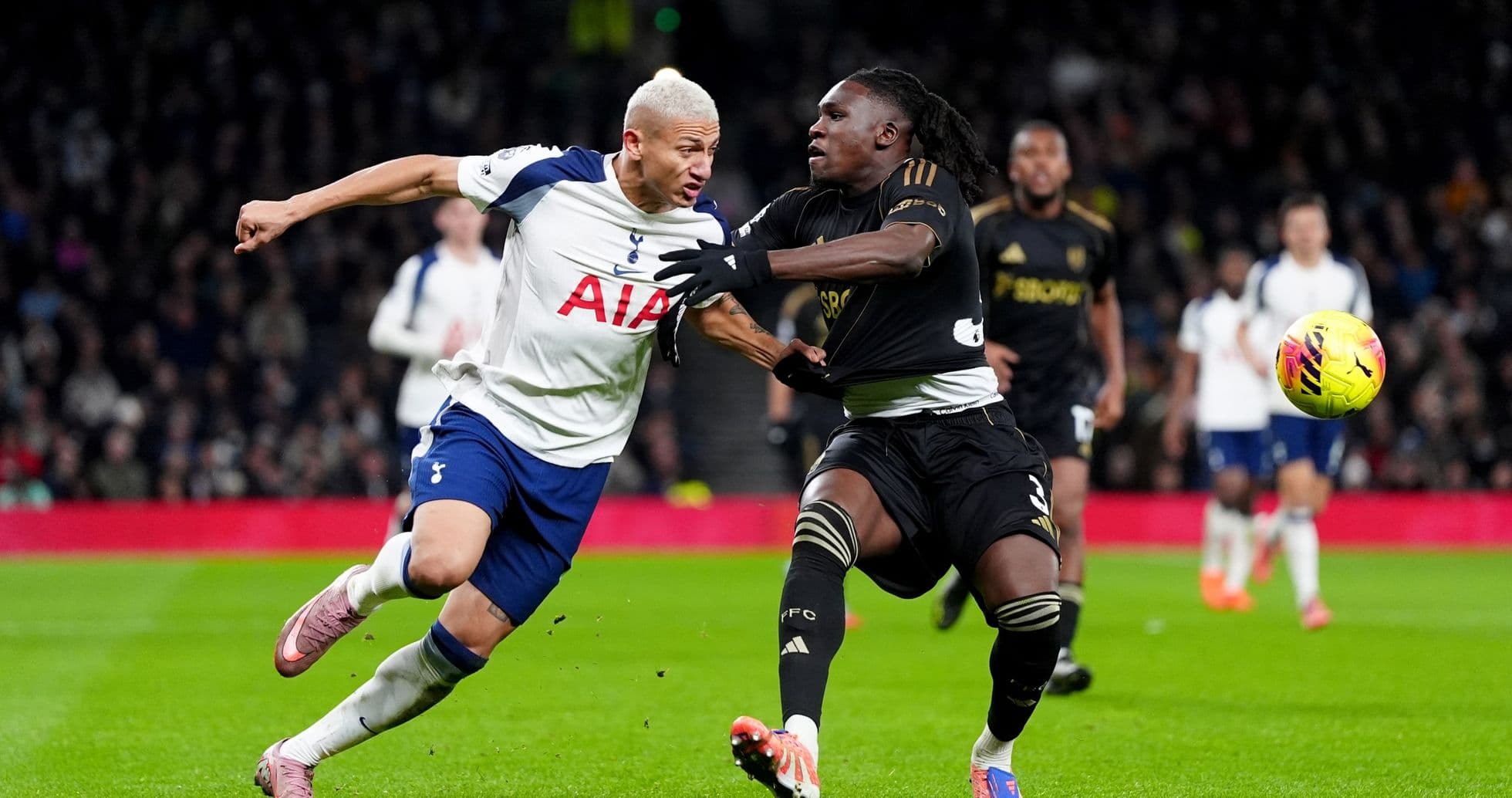 Fulham 2-1 Tottenham: victoria crucial en Craven Cottage