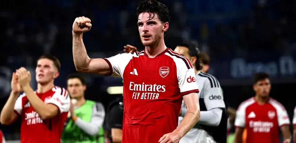 Jugador de Arsenal celebrando tras el partido