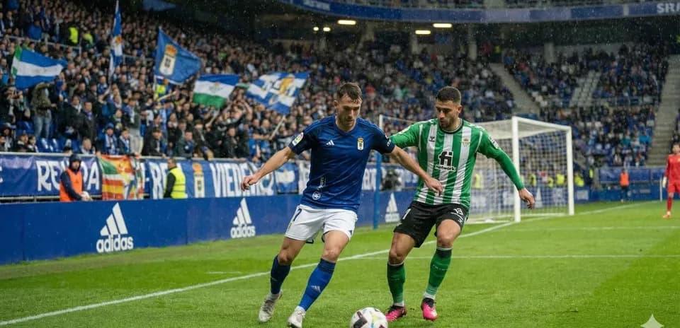 Real Betis favorito para vencer a Oviedo en La Liga.webp