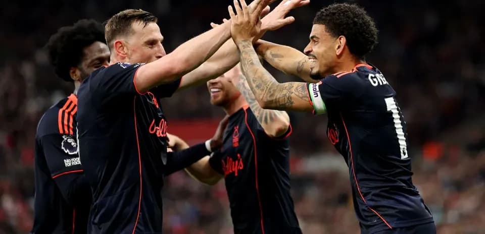 Jugadores de Nottingham Forest celebrando un gol