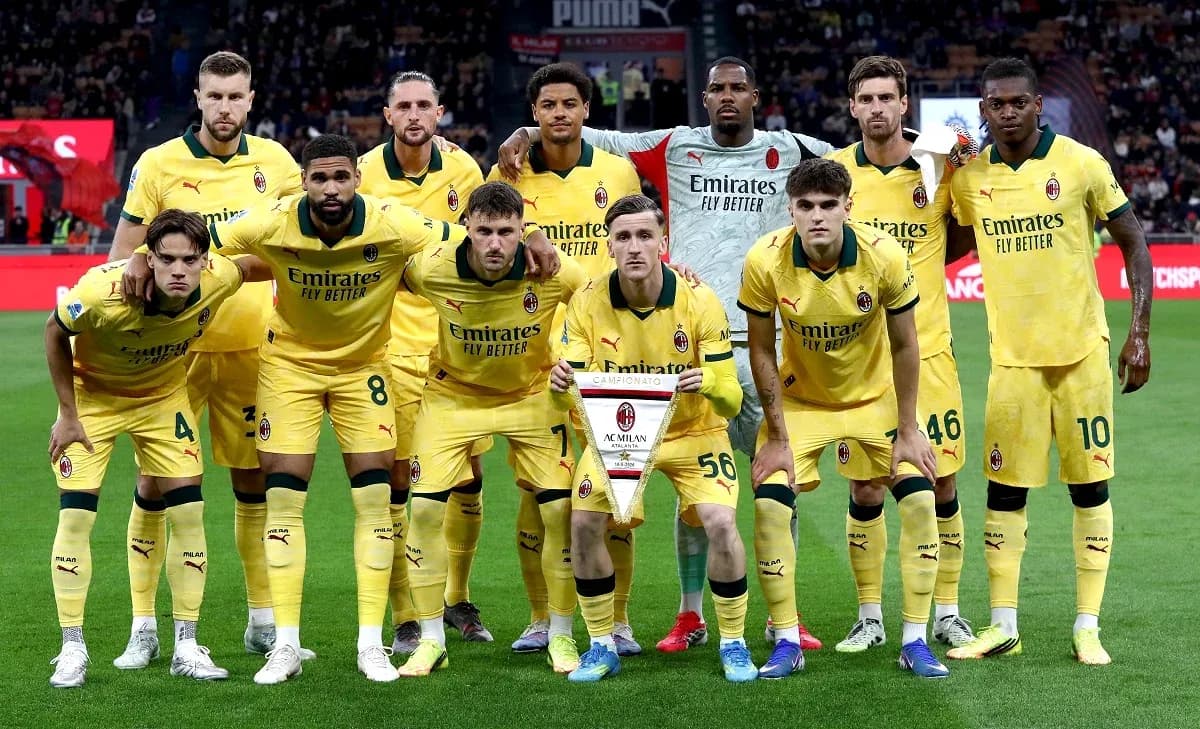 Jugadores de AC Milan posando para la foto