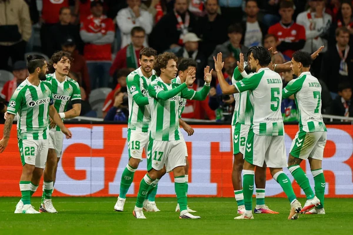 Jugadores de Real Betis celebrando un gol en el partido