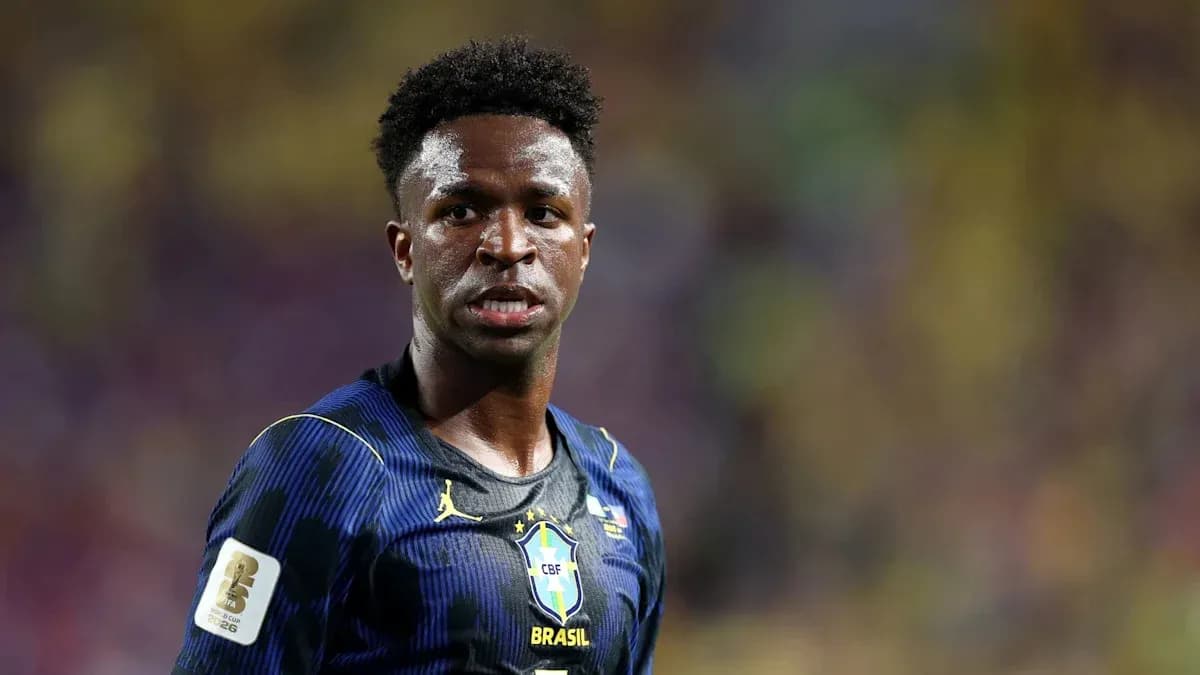 Jugador de Brasil en partido de fútbol