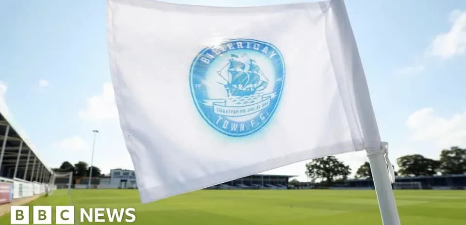 Bandera de Billericay Town F.C. en el campo