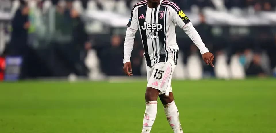 Jugador de Juventus en acción durante el partido