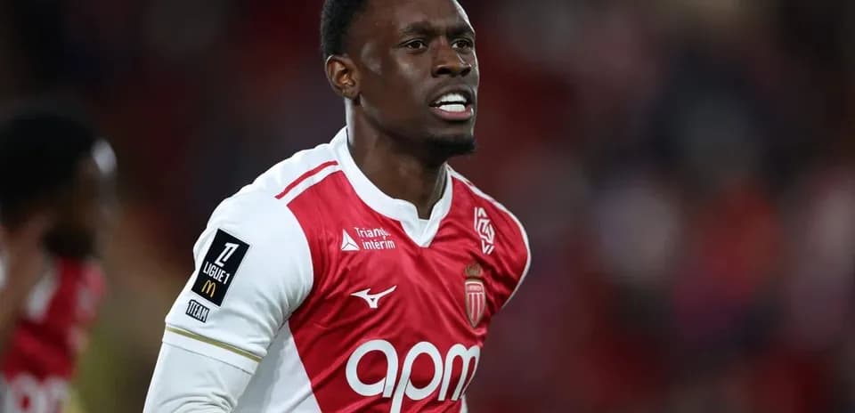 Jugador de AS Monaco en acción durante partido