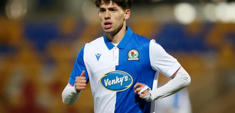 Jugador de Blackburn Rovers durante un partido