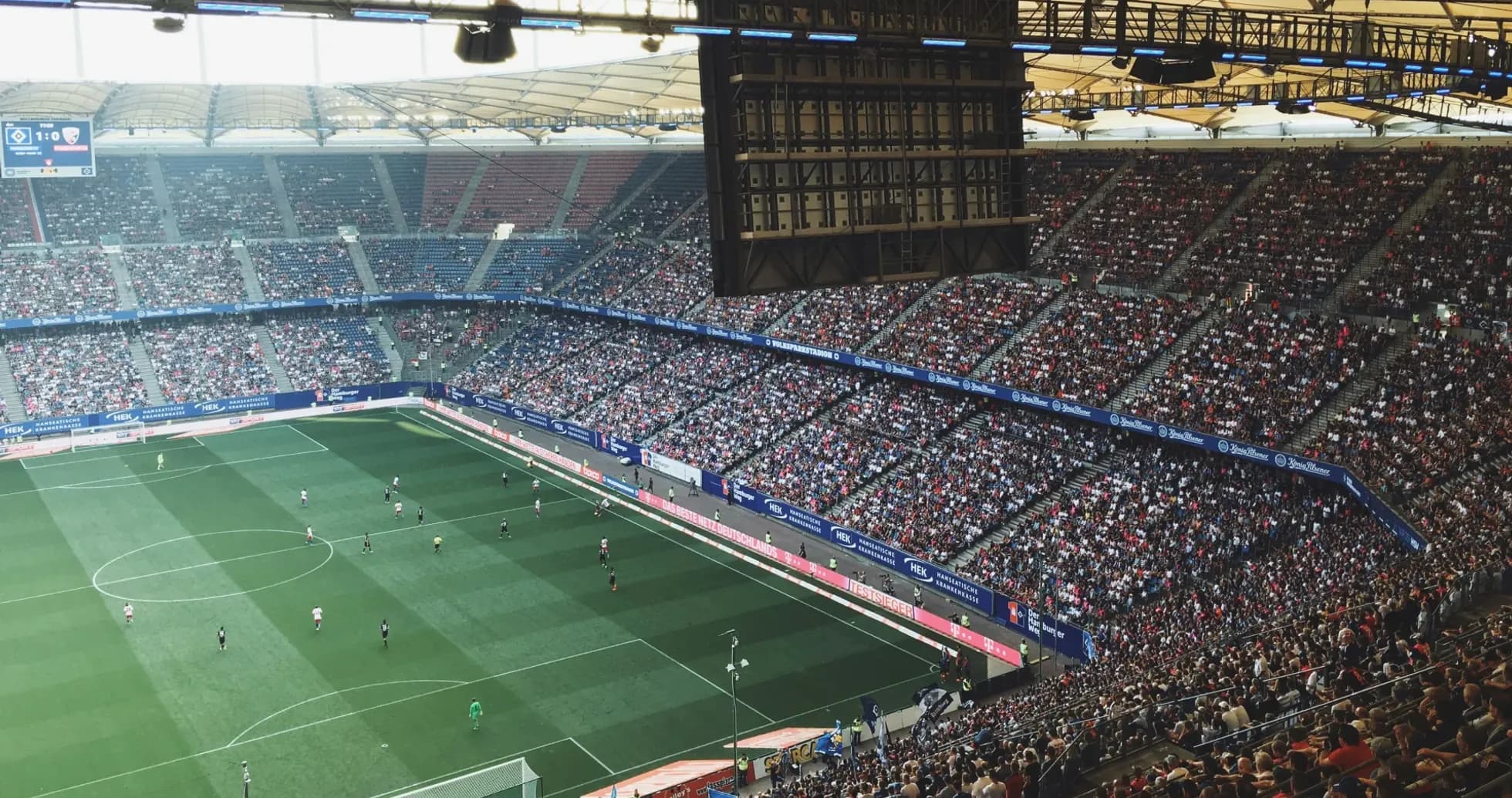 Triunfo de Pumas sobre Cruz Azul en el Clásico Capitalino.webp