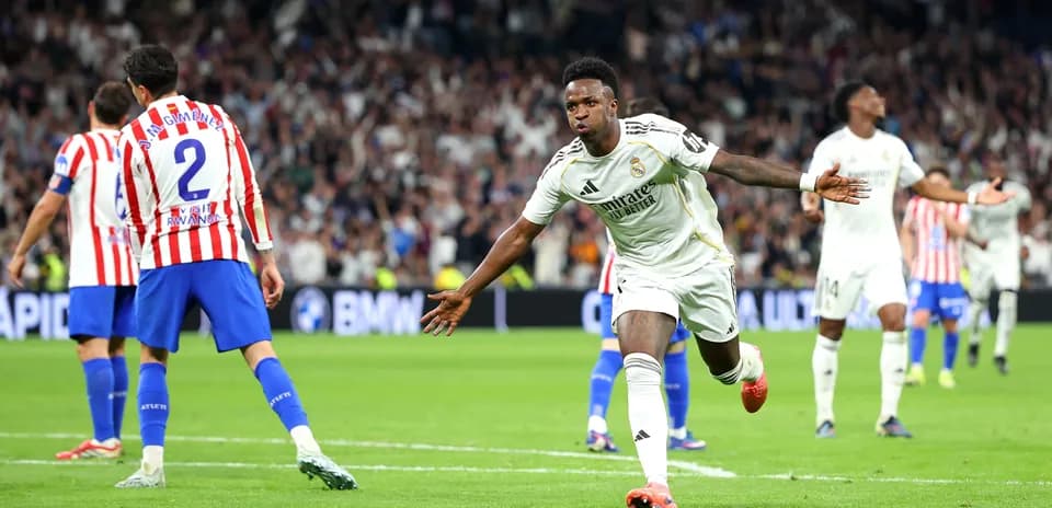 Vinícius Jr. celebra un gol en el derby