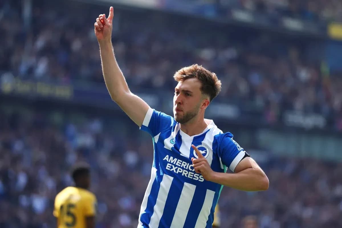 Jugador de Brighton celebrando un gol en el estadio