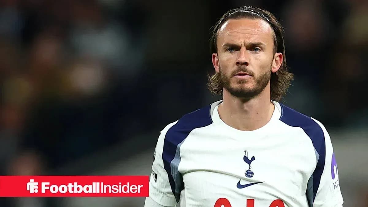 Jugador de Tottenham en el campo durante el partido