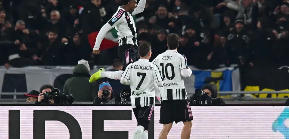 Jugadores de Juventus celebrando un gol