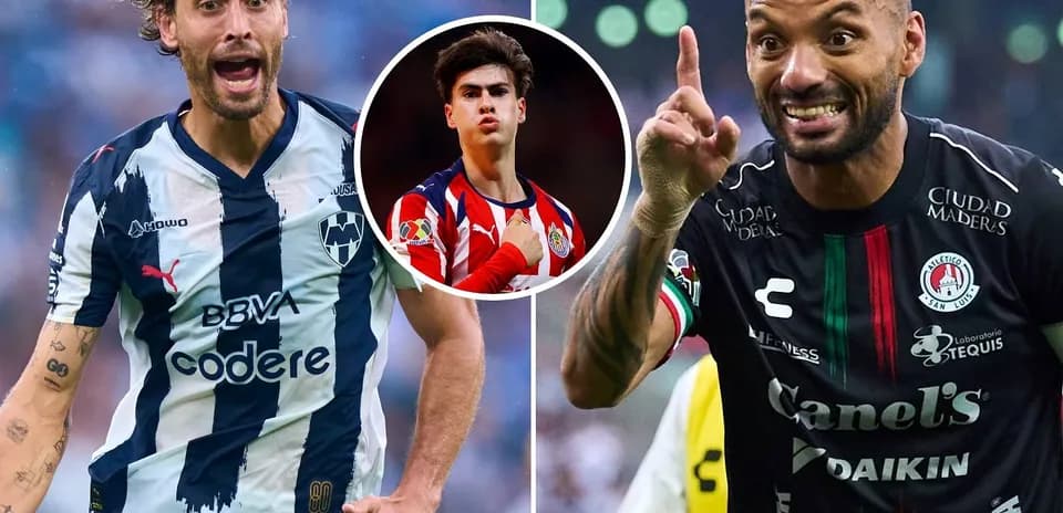 Jugadores de Monterrey y Atlético San Luis en acción
