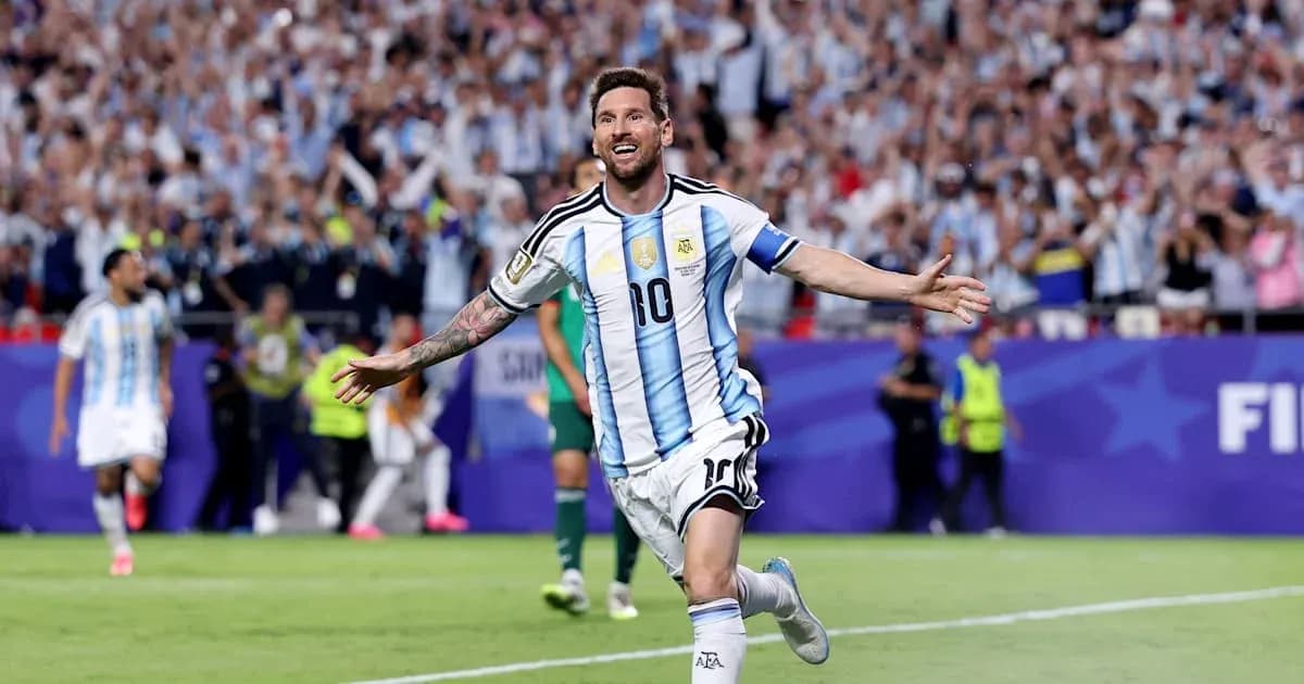 Jugador argentino celebrando un gol en el estadio