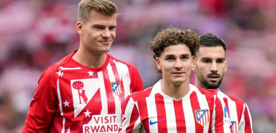 Jugadores del Atlético de Madrid en el campo