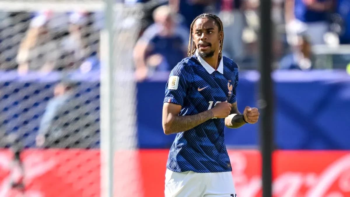Jugador de Francia en acción durante el partido