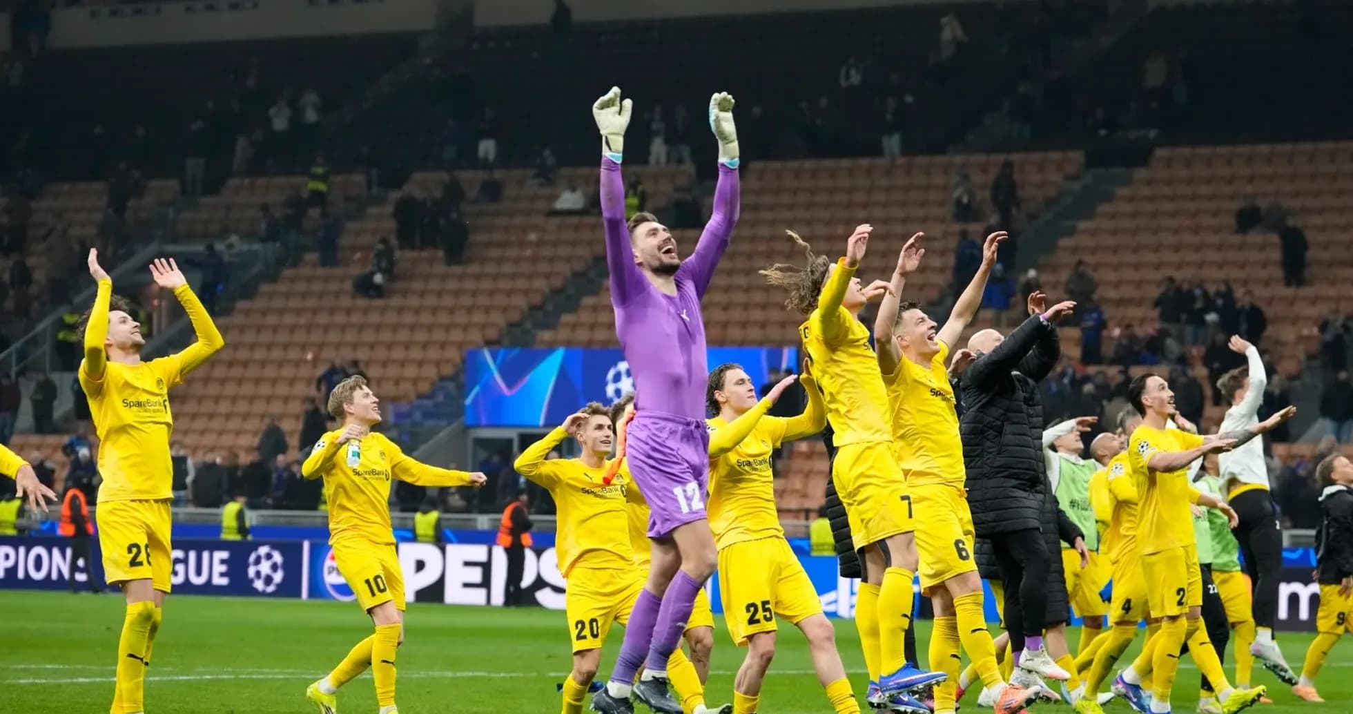 Jugadores de Bodo/Glimt celebrando una victoria