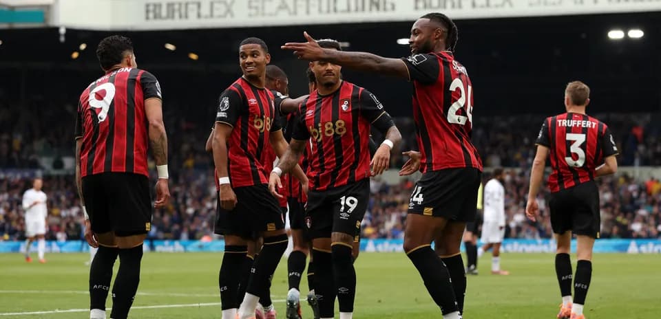 Jugadores de Bournemouth celebrando un gol