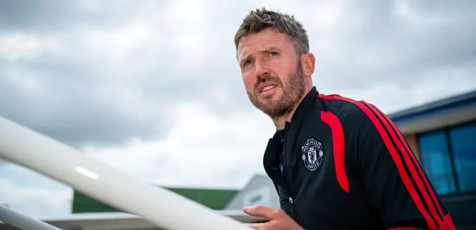 Entrenador de Manchester United en el campo