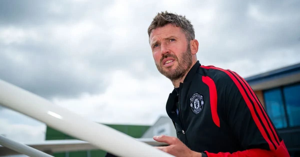 Entrenador de Manchester United en el campo