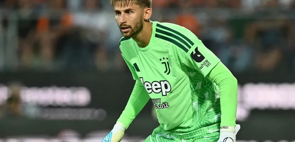 Portero de Juventus preparado para el juego