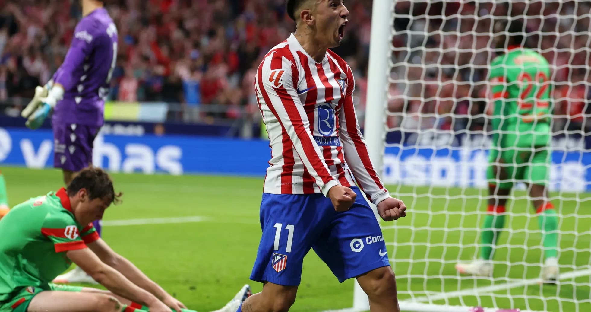 Jugador de Atlético Madrid celebra un gol