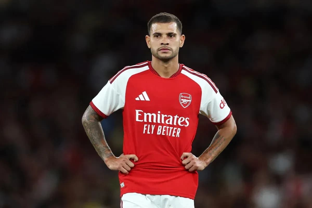 Jugador de Arsenal en el campo durante el partido