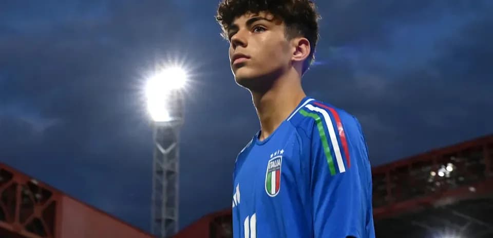 Jugador de Italia en uniforme durante el partido