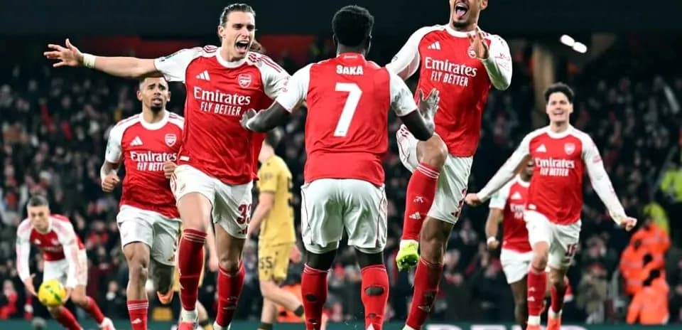Jugadores del Arsenal celebrando un gol