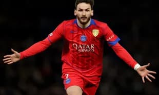 Jugador de PSG celebrando un gol en el partido