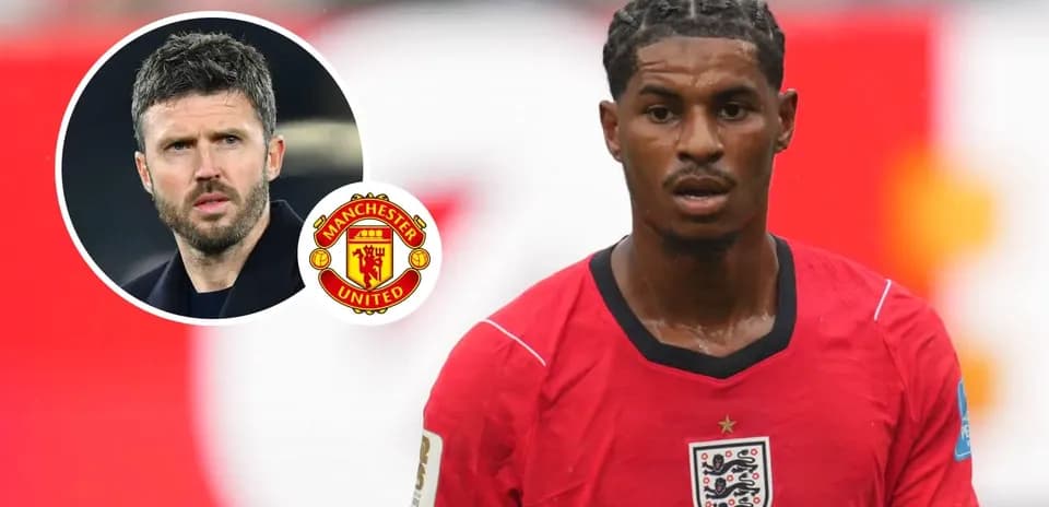 Jugador de Inglaterra en partido con uniforme rojo