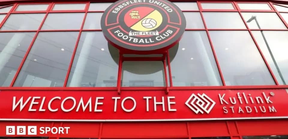 Entrada del estadio Kuflink de Ebbsfleet United