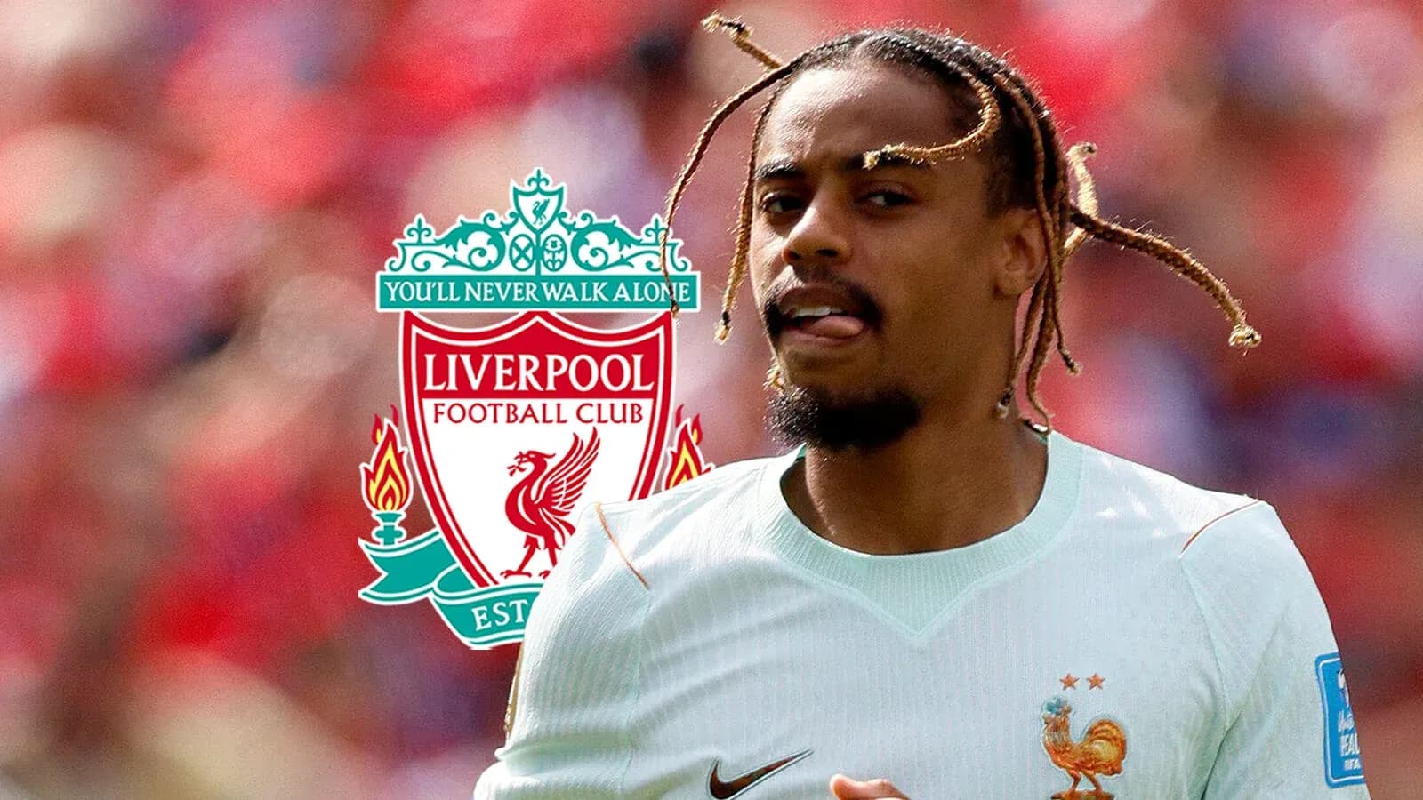 Jugador de fútbol con camiseta de Francia y logo de Liverpool