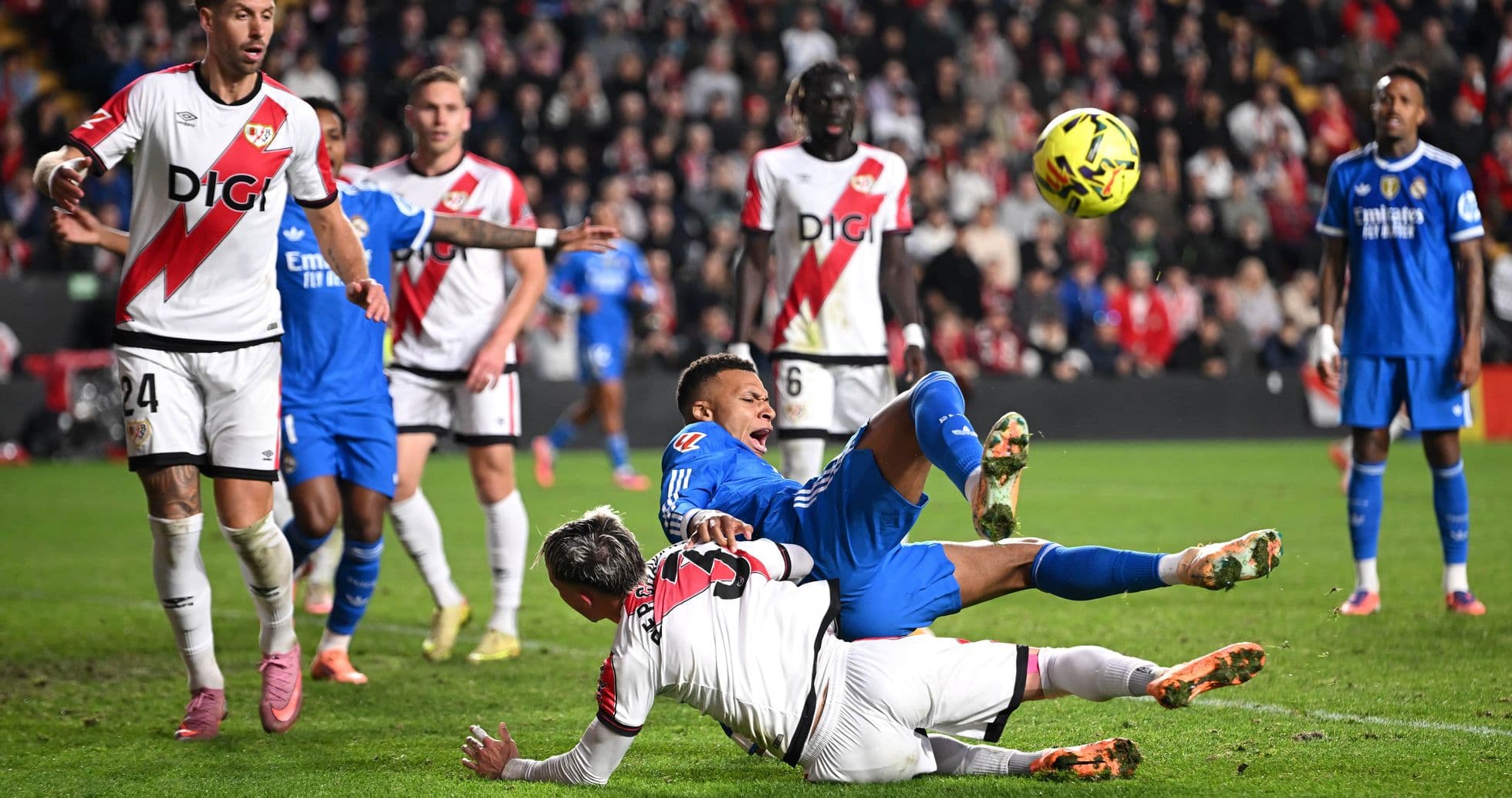 Elche vs Rayo Vallecano: análisis y perspectivas del partido.jpg
