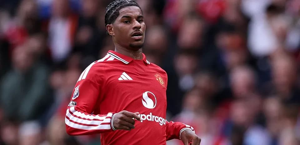 Jugador de Manchester United en acción durante el partido