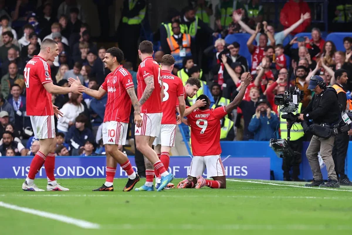 Jugadores de Nottingham Forest celebrando un gol