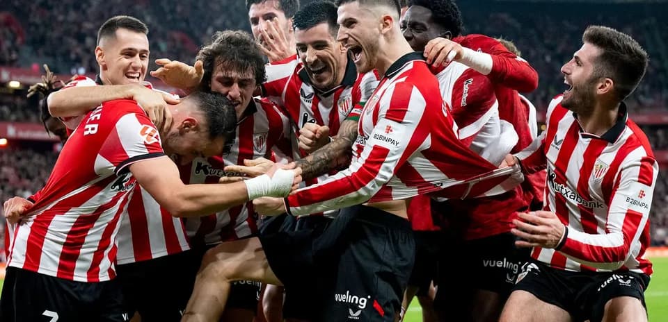 Jugadores del Athletic Club celebrando un gol