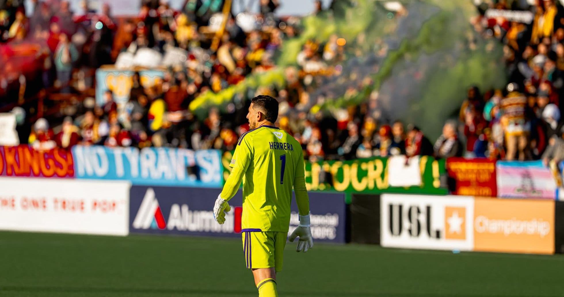 Portero Herrera en el partido contra Detroit City