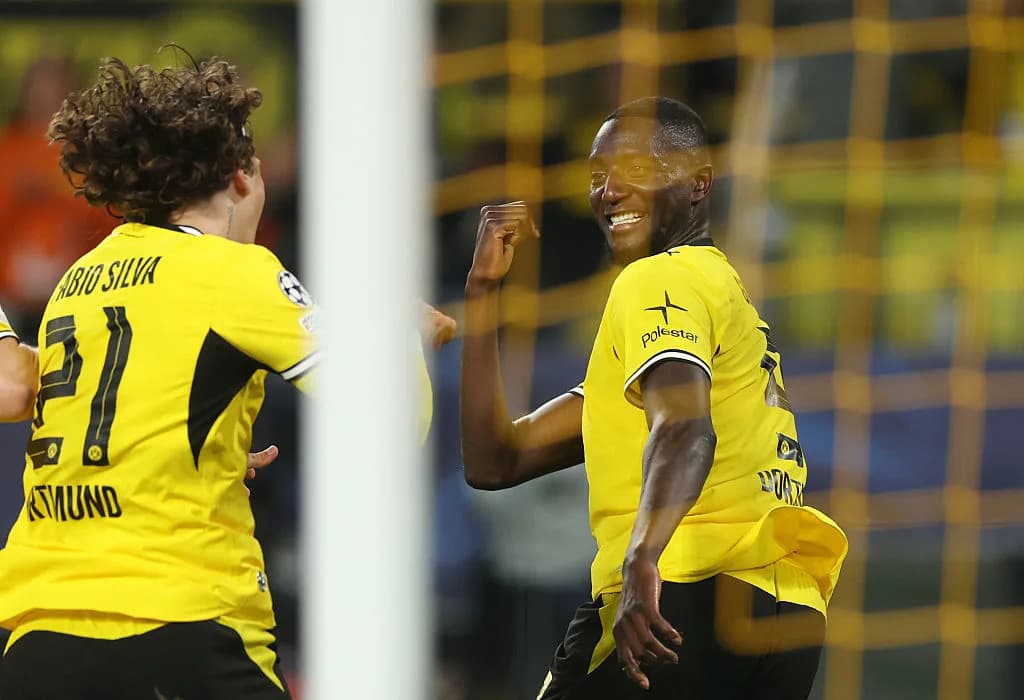 Jugadores de Borussia Dortmund celebrando un gol