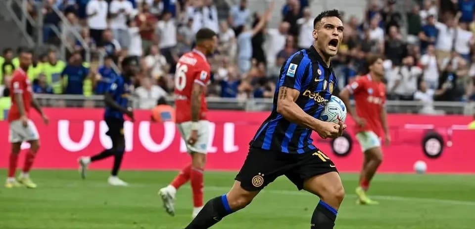 Lautaro Martínez celebrando un gol con Inter