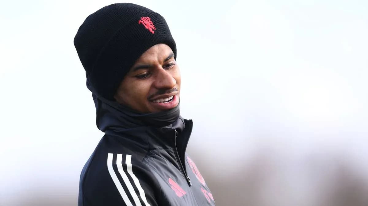Jugador sonriendo durante sesión de entrenamiento