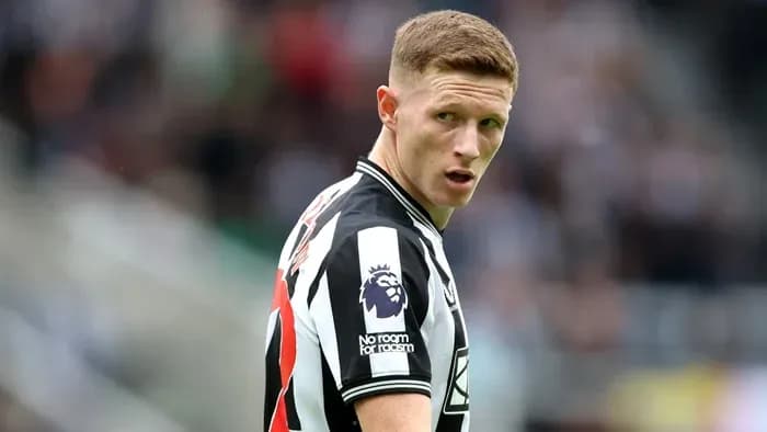 Jugador de Newcastle United en el campo de juego