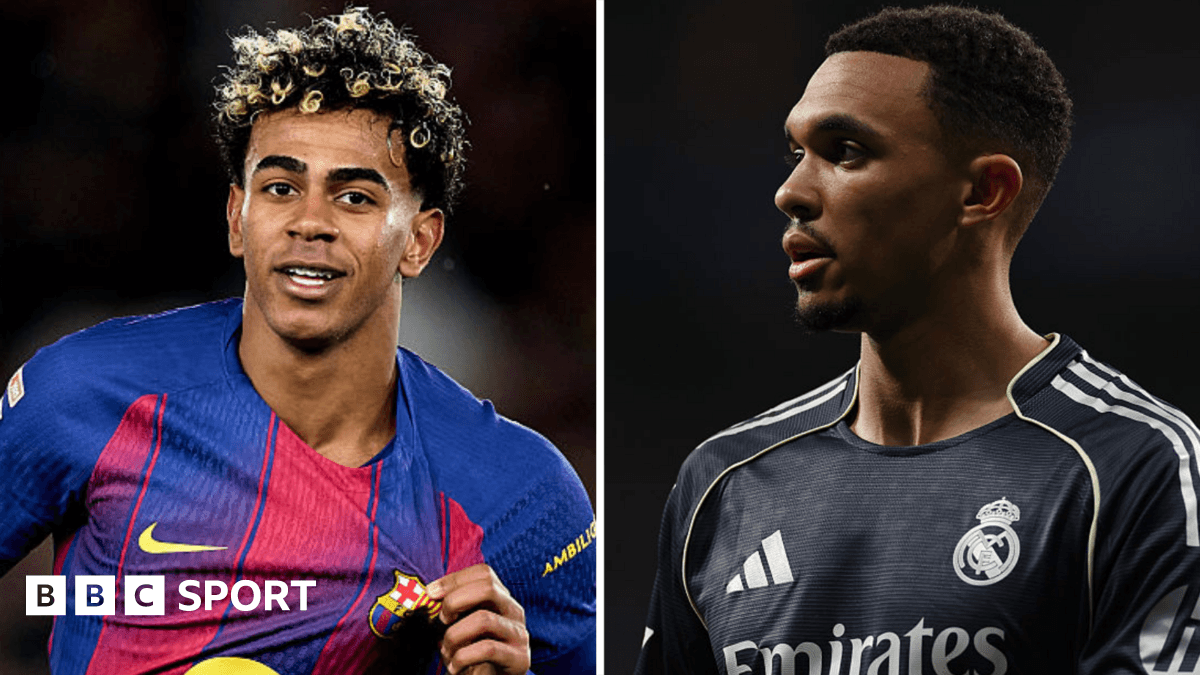 Jugadores de Barcelona y Real Madrid en el campo